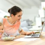 O-noua-schimbare-in-Codul-muncii-vine-in-sprijinul-parintilor-singuri.-Legea-va-intra-in-vigoare-din.jpeg - ReactiveNews