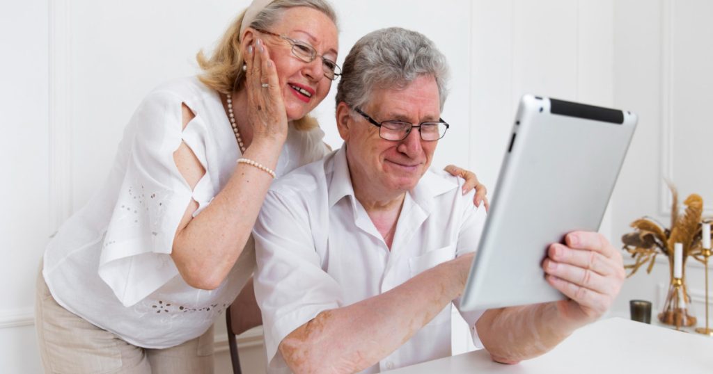 Pensii: Un nou proiect lovește în Portofele, „lipsa plafonului, o problemă”