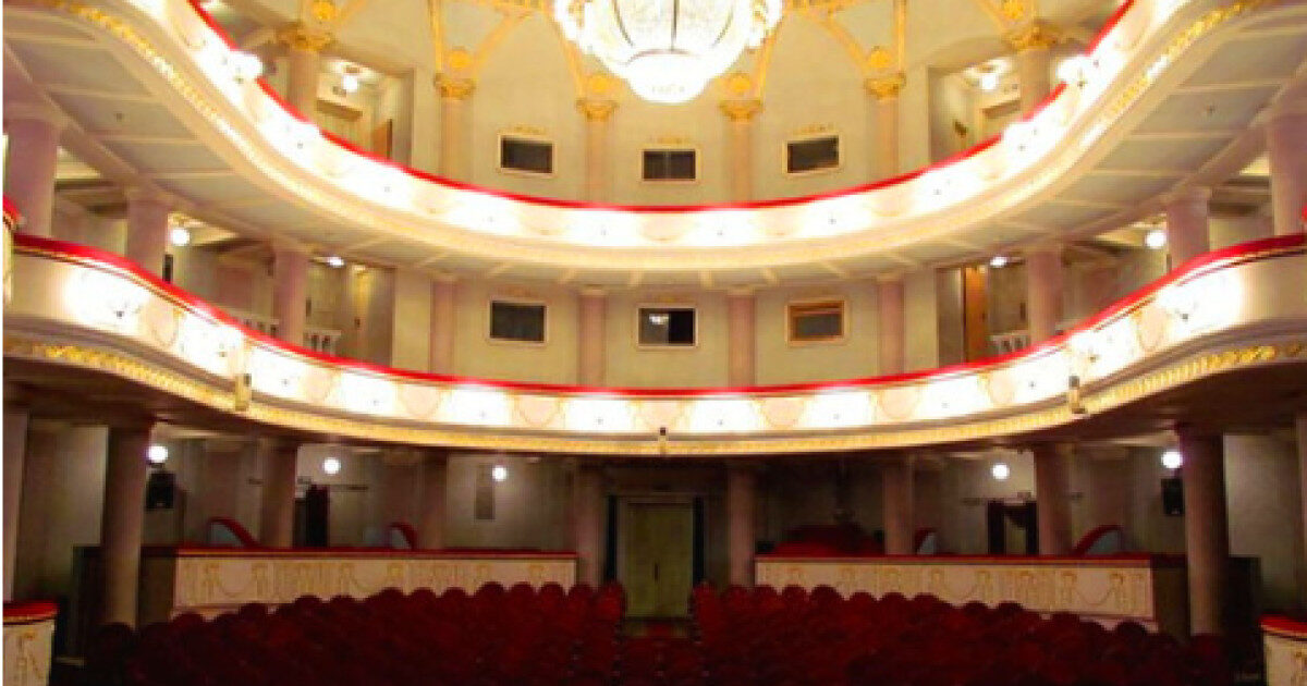 Tavan prăbușit peste actor la Teatrul Național Iași, în timpul spectacolului