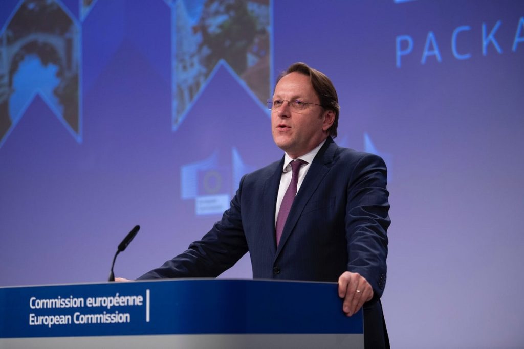 Ancheta de spionaj: Ungurul Varhelyi, apropiat al lui Orban, pe ultima sută de metri