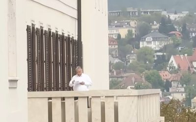 Orban, surprins pe balcon: Peter Magyar, martor la un moment neașteptat