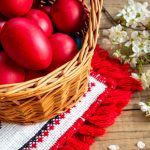 Ouăle Roșii de Paște: Mistere ascunse într-un obicei vechi, din România în toată Europa