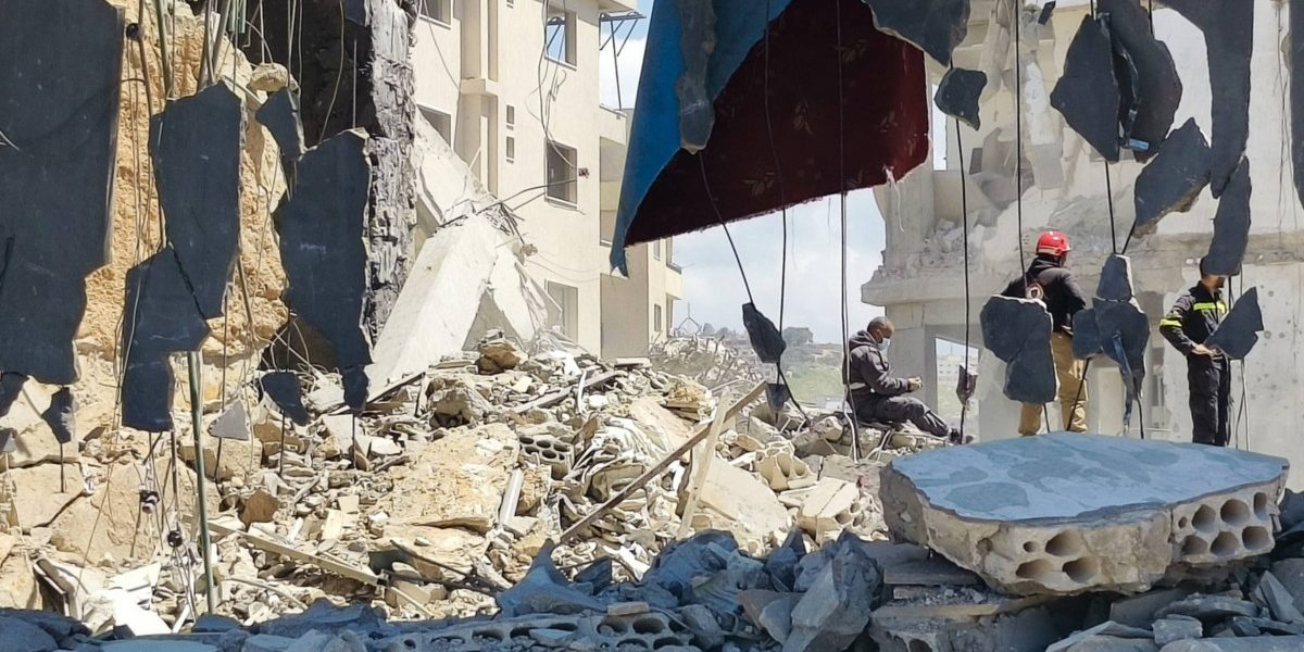 Război în Orient: JD Vance anunță eșec, Iranul acuză SUA de pretenții