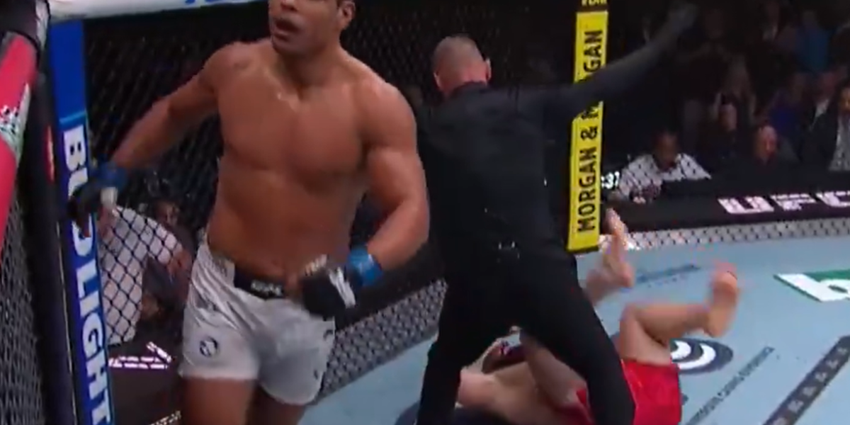 Costa, victorie categorică: Azamat Murzakanov, învins pentru prima dată!