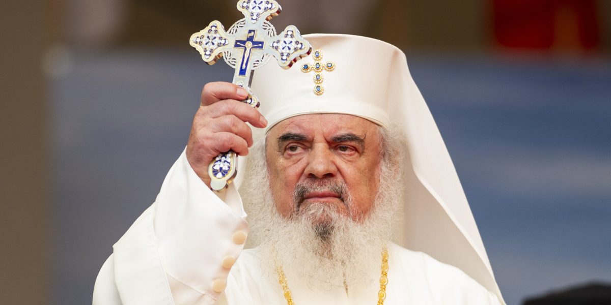 Învierea Domnului: Patriarhul Daniel cheamă la pace, iubire și fapte bune