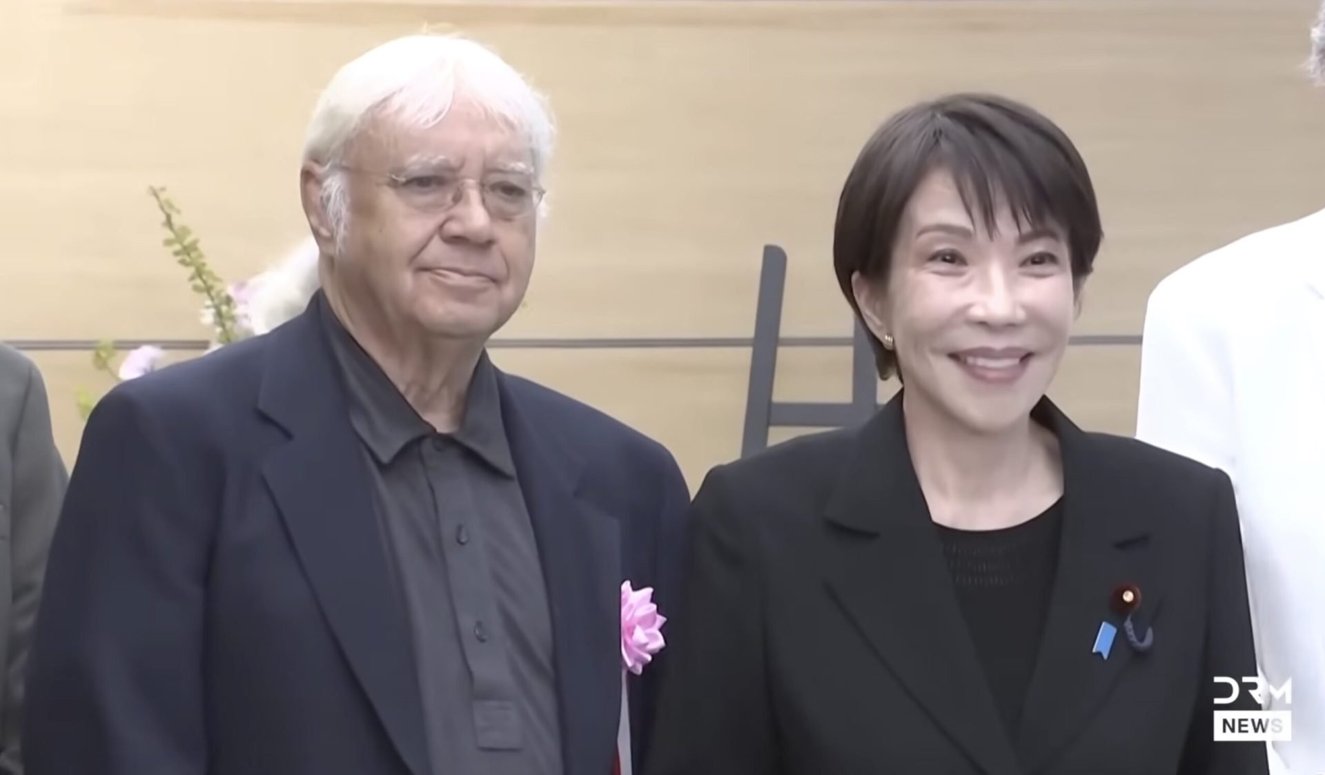 Premierul Japoniei, fan Deep Purple: „Burn” salvează căsniciile, zice-se