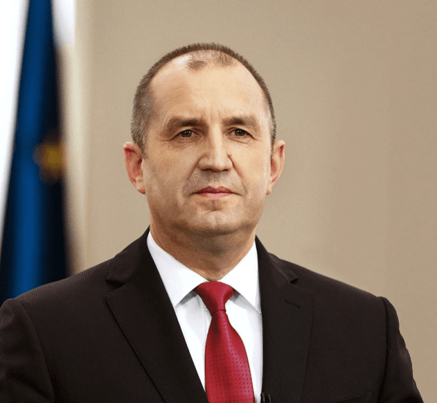 Bulgaria: Fostul președinte pro-rus, favorit în alegeri. Sondajele de la urne