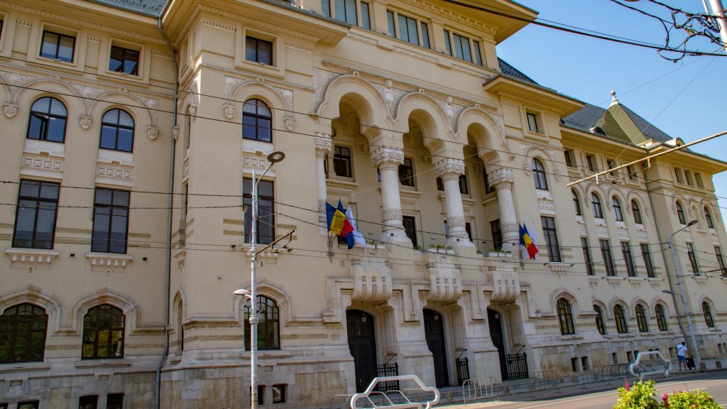 București: Primarul decide: Panourile anti-cezariană, date jos