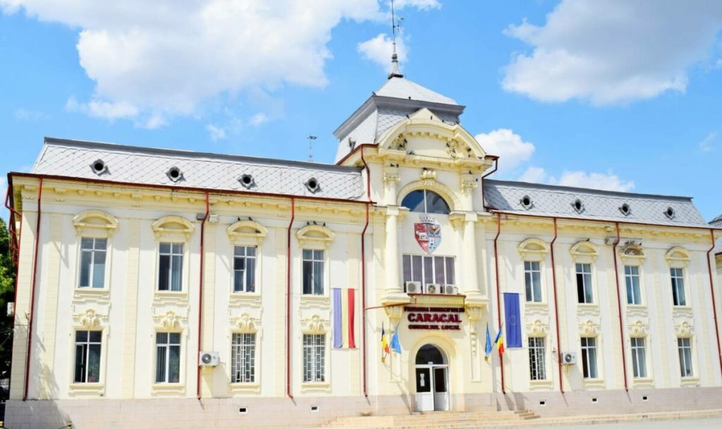 Caracal: Săli de jocuri, „aranjate” după arhitectura zonei, cu 1.500 lei/mp