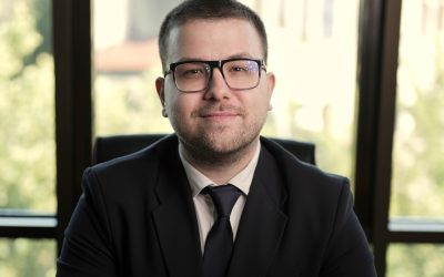 Aurul, refugiu sigur în vremuri de criză? Analiza riscurilor pentru investitori