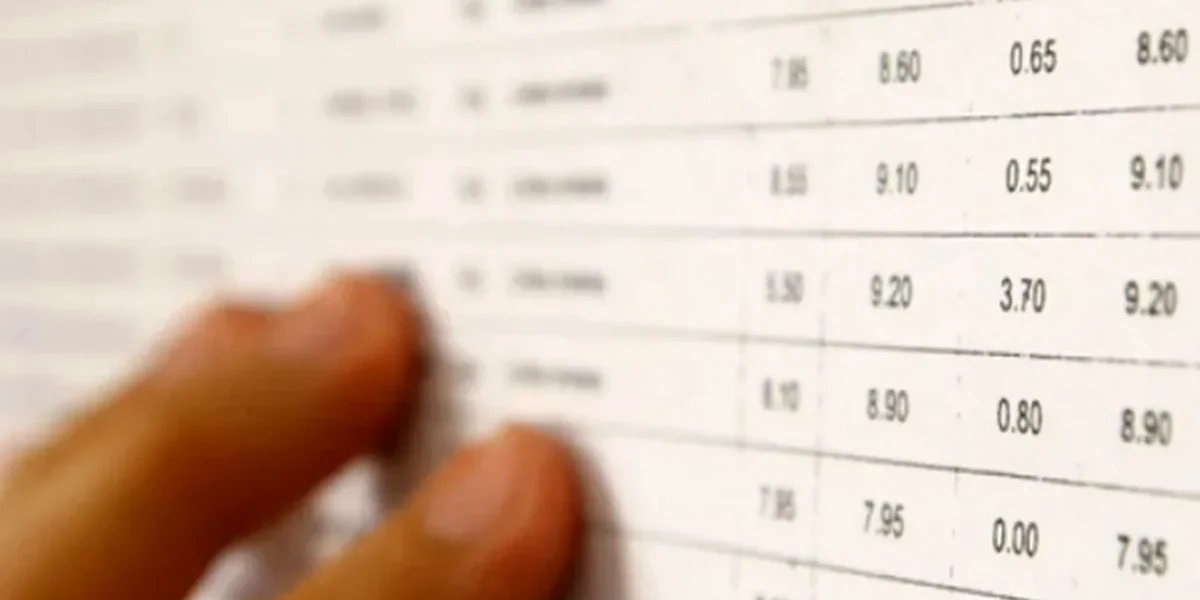 Rezultate-ingrijoratoare-la-simularea-Bacalaureatului-2026.-Peste-40-dintre-elevi-nu-ar-promova-exam.webp - ReactiveNews