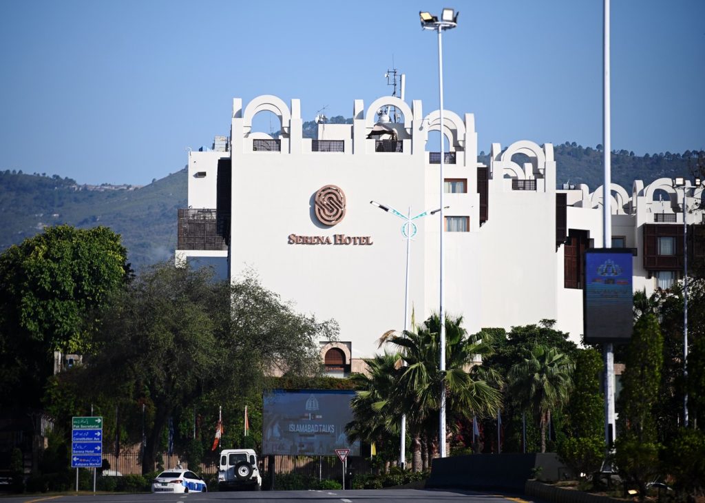 Ce s-a întâmplat în spatele ușilor închise la negocierile SUA-Iran. Detalii nedezvăluite despre discuțiile purtate în hotelul din Islamabad