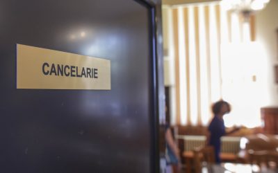 Sindicaliştii din Educaţie acuză blocarea plăţilor stabilite de instanţe. Ministerul invocă prevederile legale