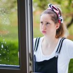 Secretul curățeniei: Soluție de geamuri „scut invizibil” anti-ploaie și praf