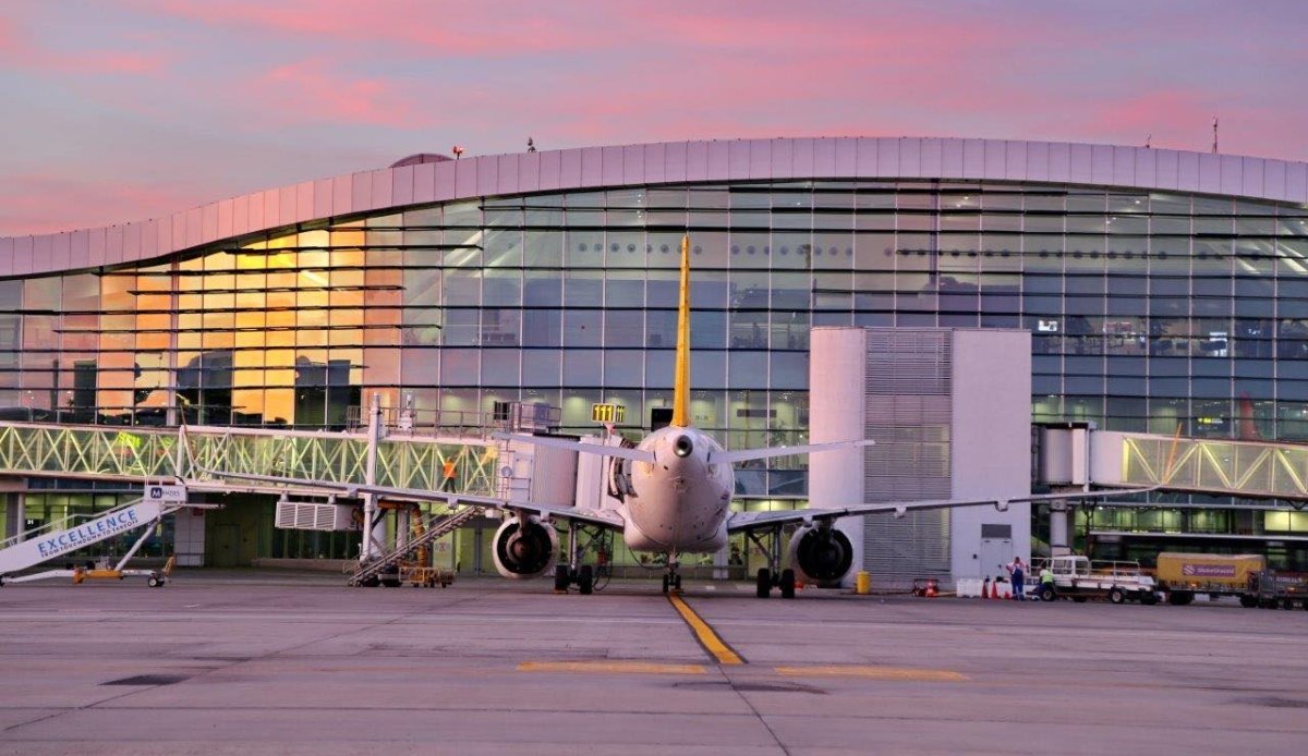 Aeroportul Internațional „Henri Coandă” din Otopeni se pregătește să devină un punct de referință pentru mobilitatea durabilă în România