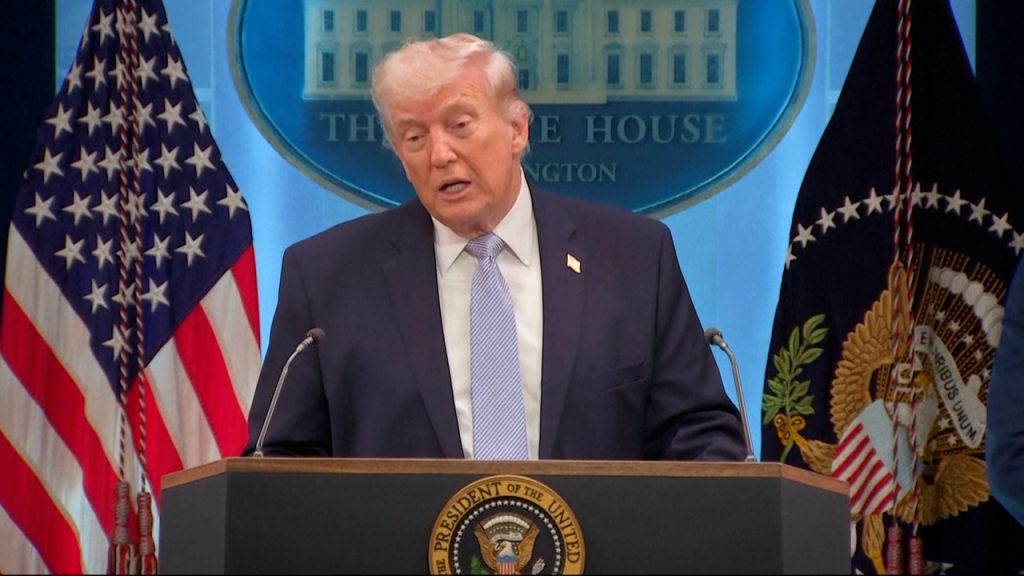 Teheranul, ironic la adresa lui Donald Trump: „Un președinte învins”