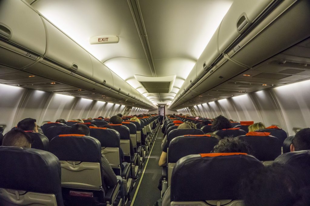 Taxa din Țările de Jos care ar putea schimba aviația europeană: călătoriile lungi cu avionul devin un lux