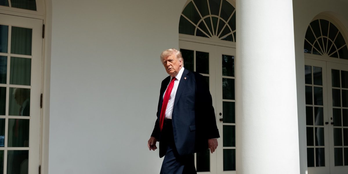 Trump: SUA vor crește traficul în Strâmtoarea Hormuz