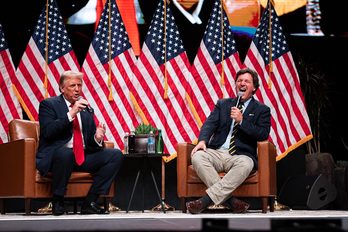 Tucker Carlson, regrete amare: Îl dezice pe Donald Trump și mărturisește chinuri