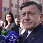 VOT_CRIN_ANTONESCU_043_POOL_INQUAM_Photos_Octav_Ganea.jpg - ReactiveNews