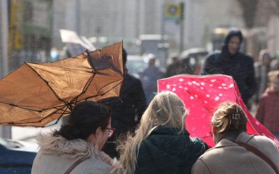 Vremea din România încep să se răcească semnificativ după o perioadă de temperaturi neobișnuit de calde, cu maxime ce au ajuns la 25 de grade în sud, iar condițiile meteo se vor schimba radical în următoarele zile