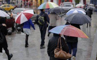 METEO: Vremea se răcește, ploi și vânt puternic în toată România săptămâna asta