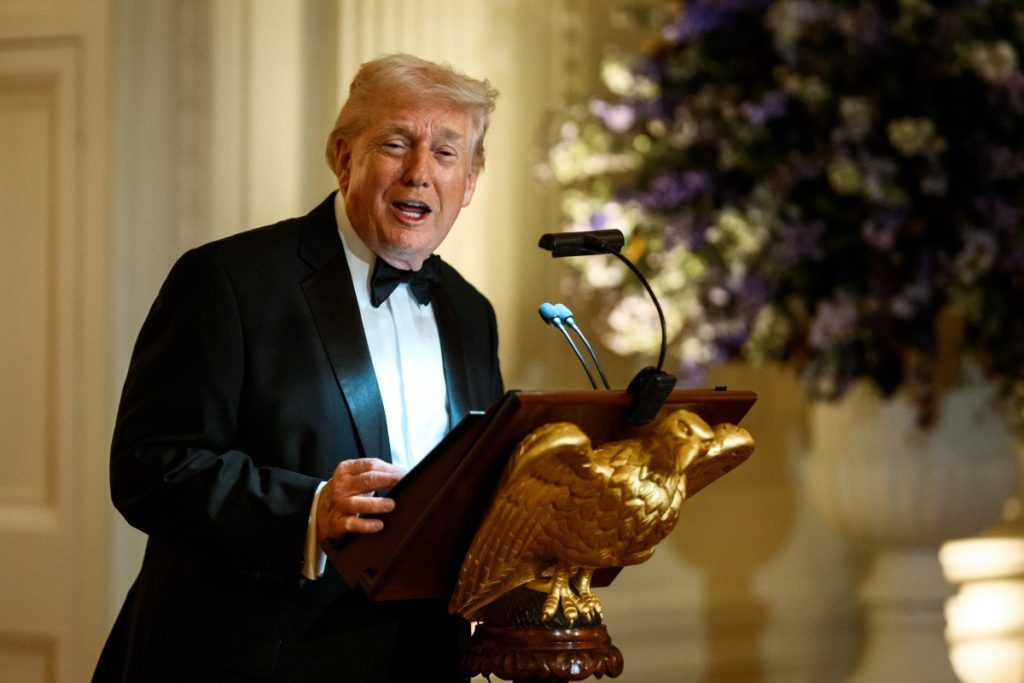 Trump: SUA opresc bombardamentele Israelului în Liban