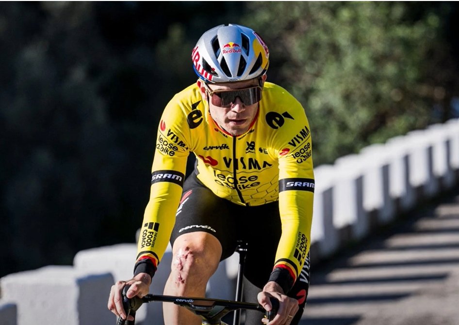 Van Aert, triumf în Paris-Roubaix: Pogacar, învins epic