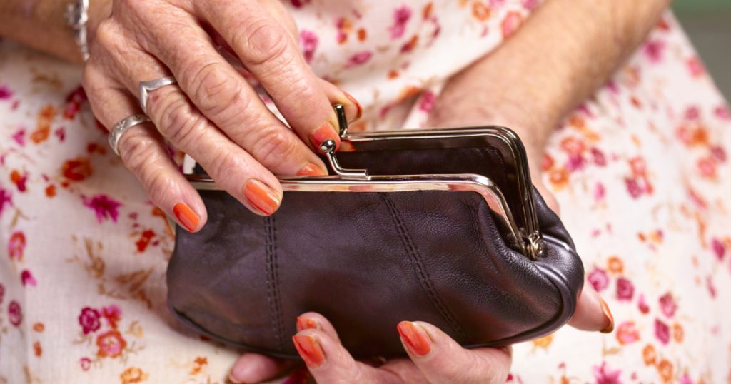 Câți pensionari are România în 2026? Suma medie pe care o primesc