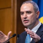 Nazare lovește: Schimbă timbrul muzical. Artiștii respiră ușurați