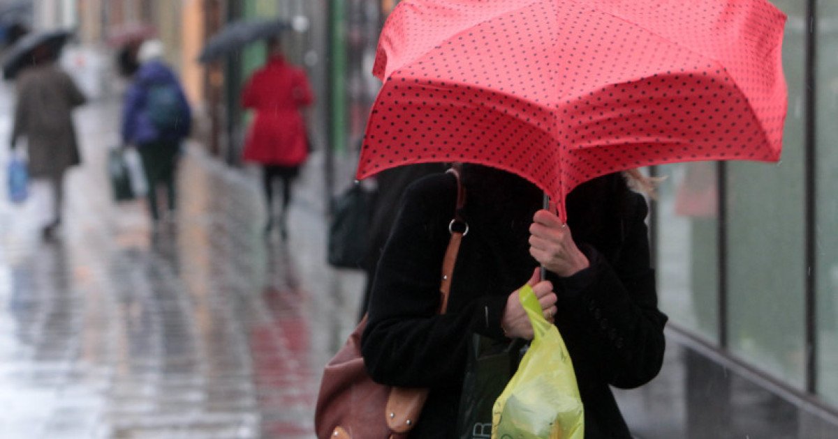 Vremea va fi extrem de schimbătoare în următoarele zile, cu temperaturi în scădere semnificativă și fenomene meteorologice severe