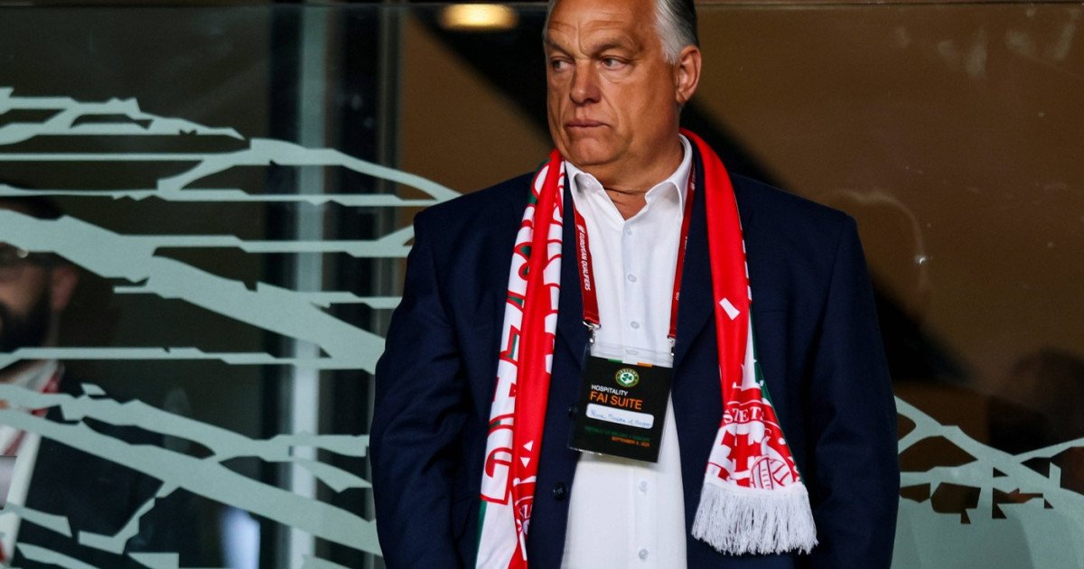 Orban, maestrul fotbalului: Cum a folosit sportul pentru putere și legături cu România