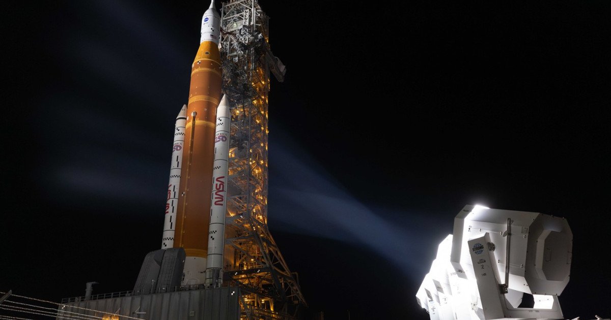 NASA se pregătește pentru lansarea misiunii Artemis 2, după ani de întârzieri și multiple obstacole tehnice