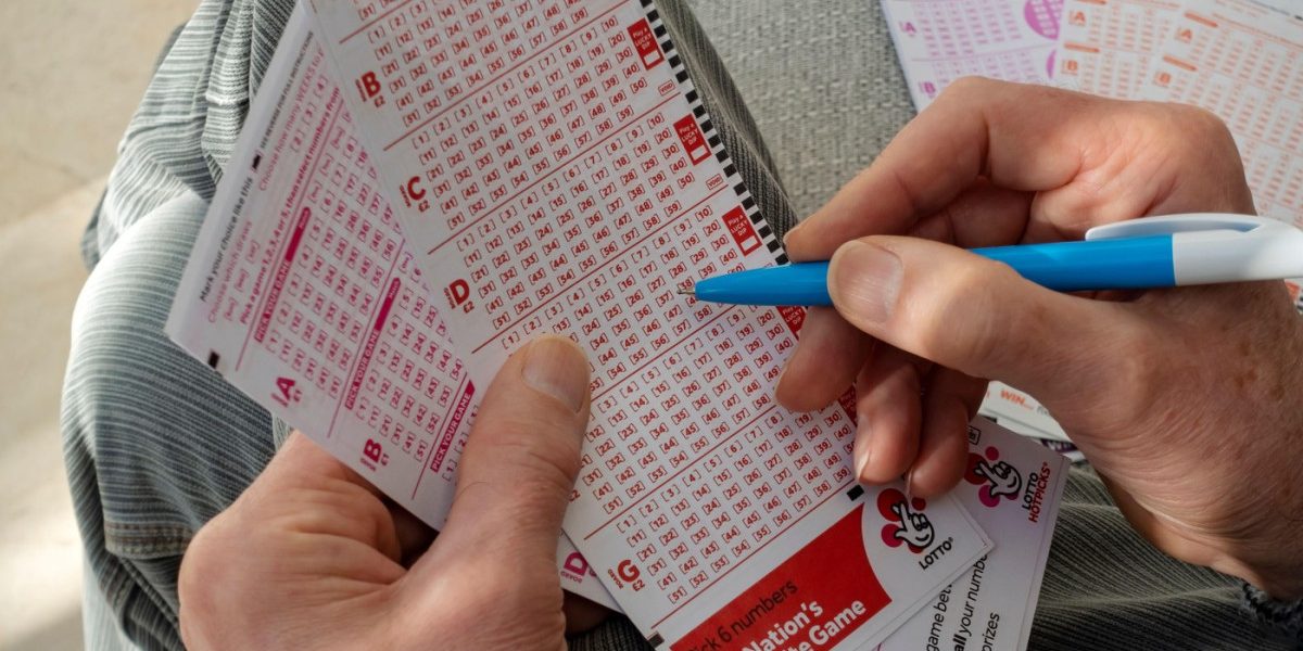 aGFzaD0xOWU2ZjNhN2JiZGY2YTMwZWFjMGRmNGU2MTI0MDc1NA.thumb_.jpg - ReactiveNews