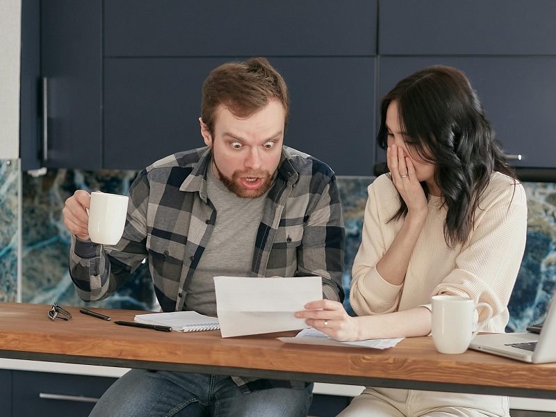 Cel mai scump „produs” din România nu e mâncarea, ci statul