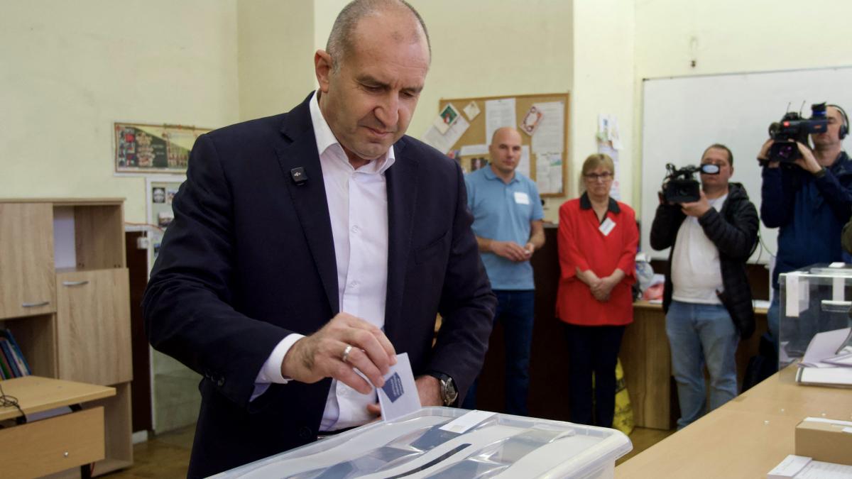 Bulgaria: Trei milioane de bulgari au votat. Prezența, mai mare ca la ultimele alegeri