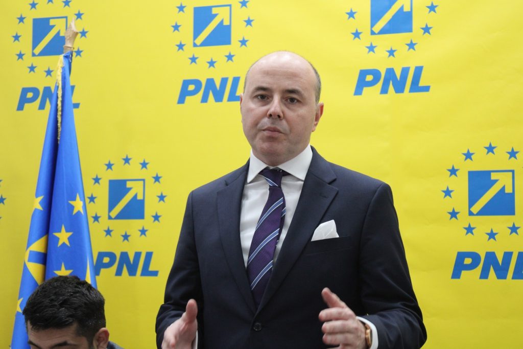 Muraru: PSD stârnește criză. Bolojan, victima? O nouă mișcare politică, pe model TISZA