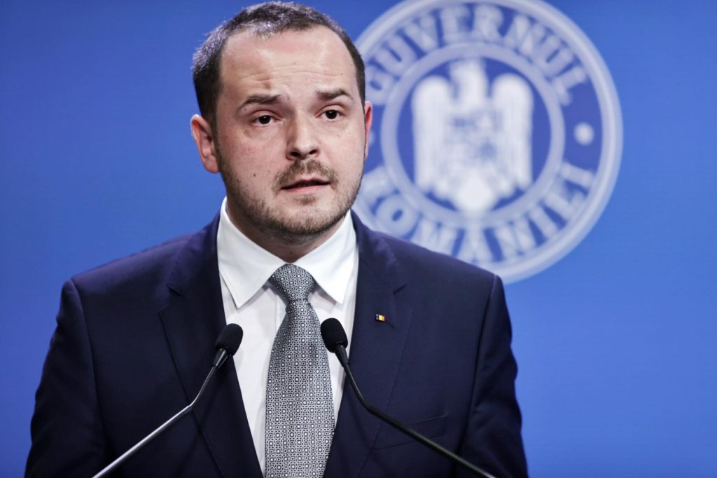 Rogobete, ATAC DUR la Voiculescu: „Lipsă de onestitate față de oameni” în cazul Pfizer!