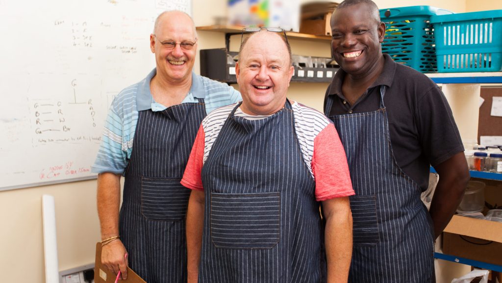 România: Noi reguli pentru angajarea străinilor. Amenzi și garanții financiare