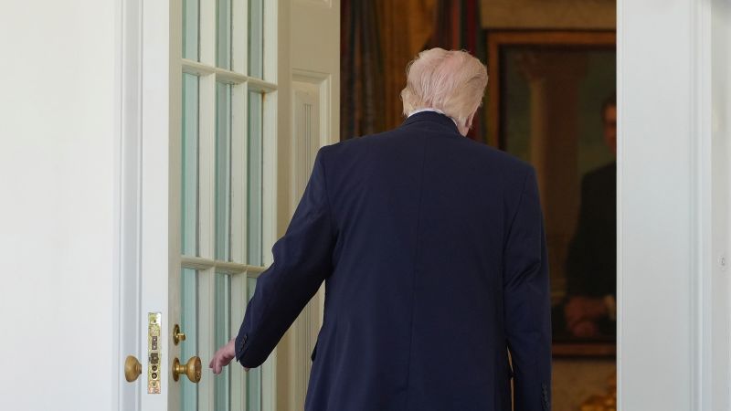 Cifre ECONOMICE sumbre: DONALD Trump, tot mai vulnerabil în fața Iranului