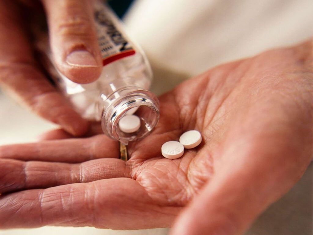 Medicament banal din dulap: Reduce riscul de cancer. Misterul, elucidat de medici