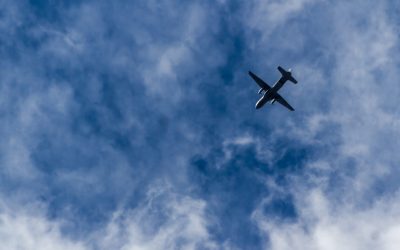 Avioane: Paturi la clasa economică, dar și lista neagră pentru pasageri