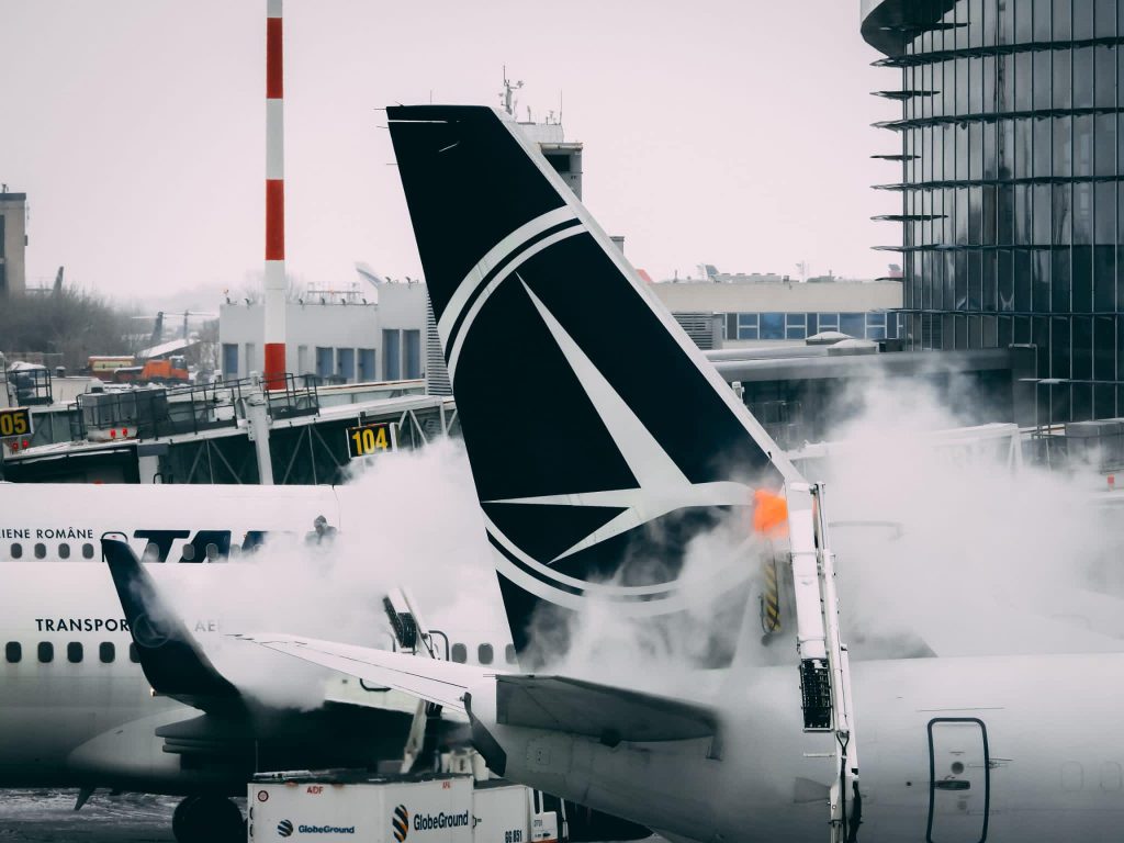 UE se pregătește: Combustibilul pentru avioane, amenințat de războiul din Orient