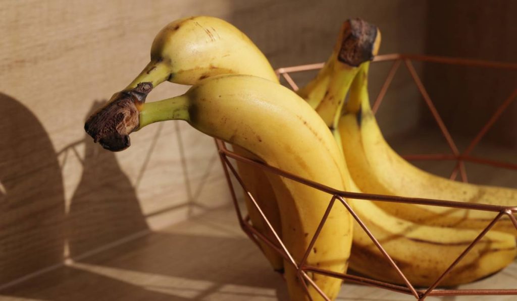 ȘOCANT: Trucul secret care-ți salvează BANANELE de la stricăciune!