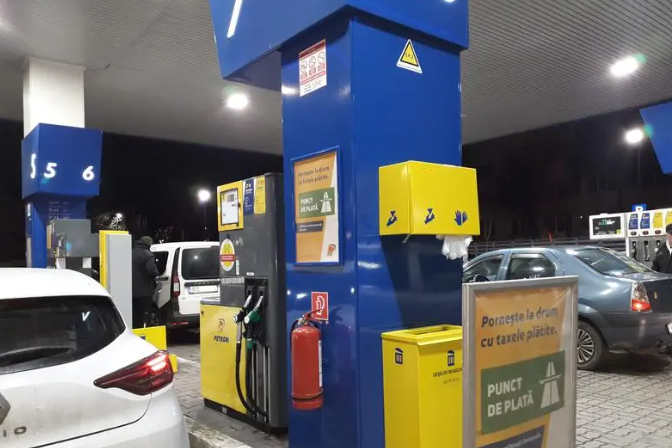Administrația prezidențială: România nu are probleme cu aprovizionarea cu carburanți după discuțiile cu benzinarii