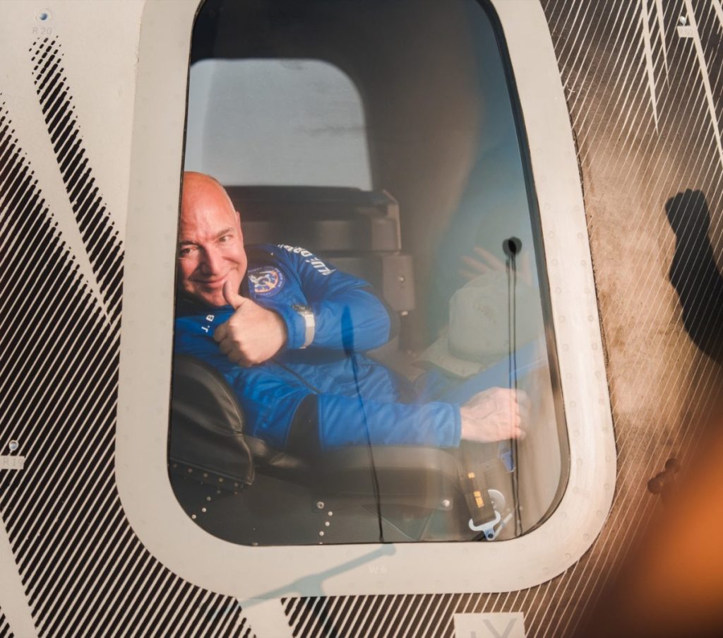 Blue Origin, eșec spațial: Racheta New Glenn trimite un satelit pe orbită greșită!