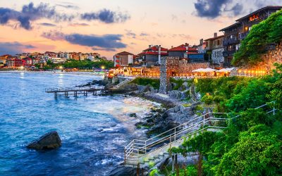 Peste 25.000 de oameni au fugit din țară