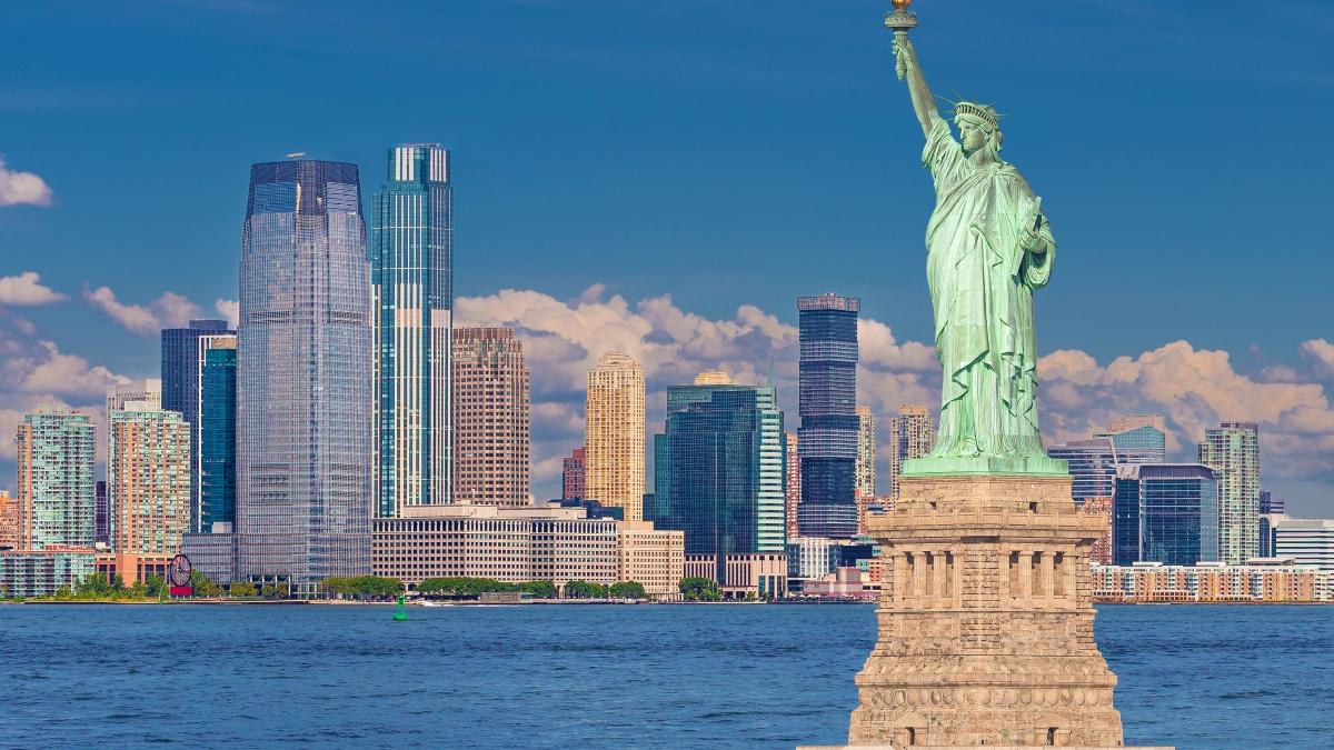California zdrobește Franța, NEW YORK face KO Europa: SUA, superputere economică