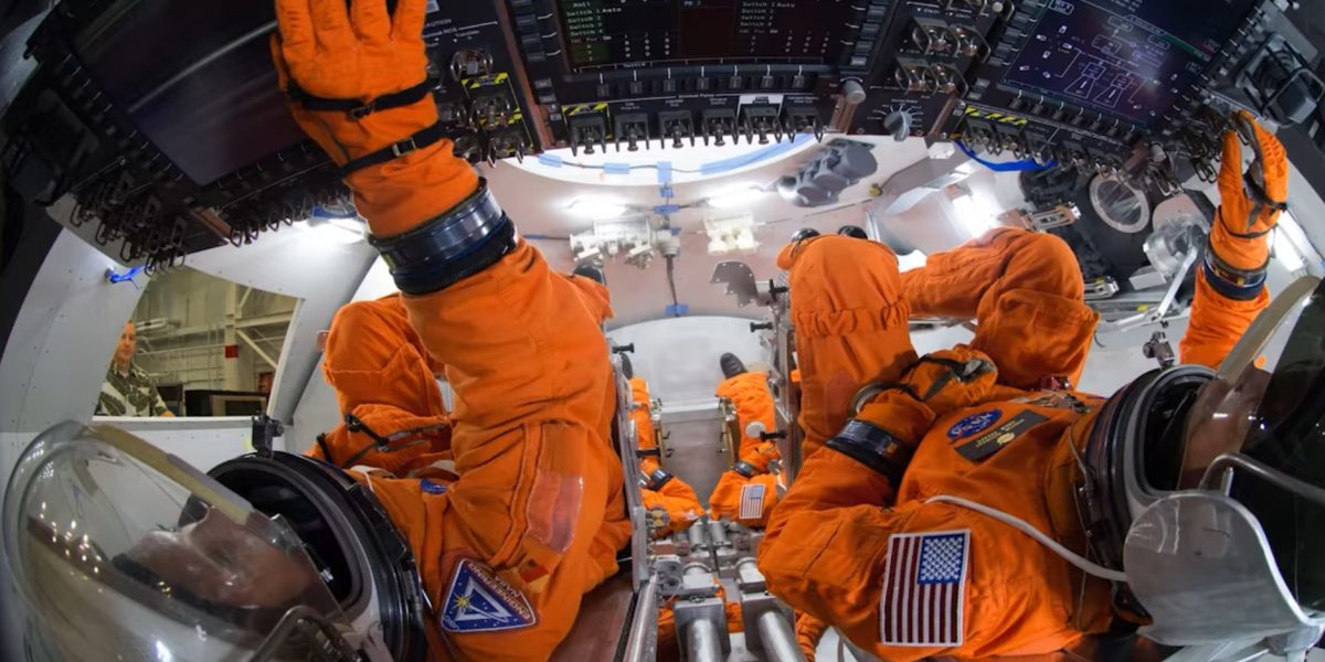 Reintrarea spectaculoasă a capsulei spațiale: imagini incredibile