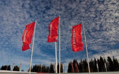 LUKOIL, pe muchie de cuțit: Soarta benzinăriilor din România și din Europa